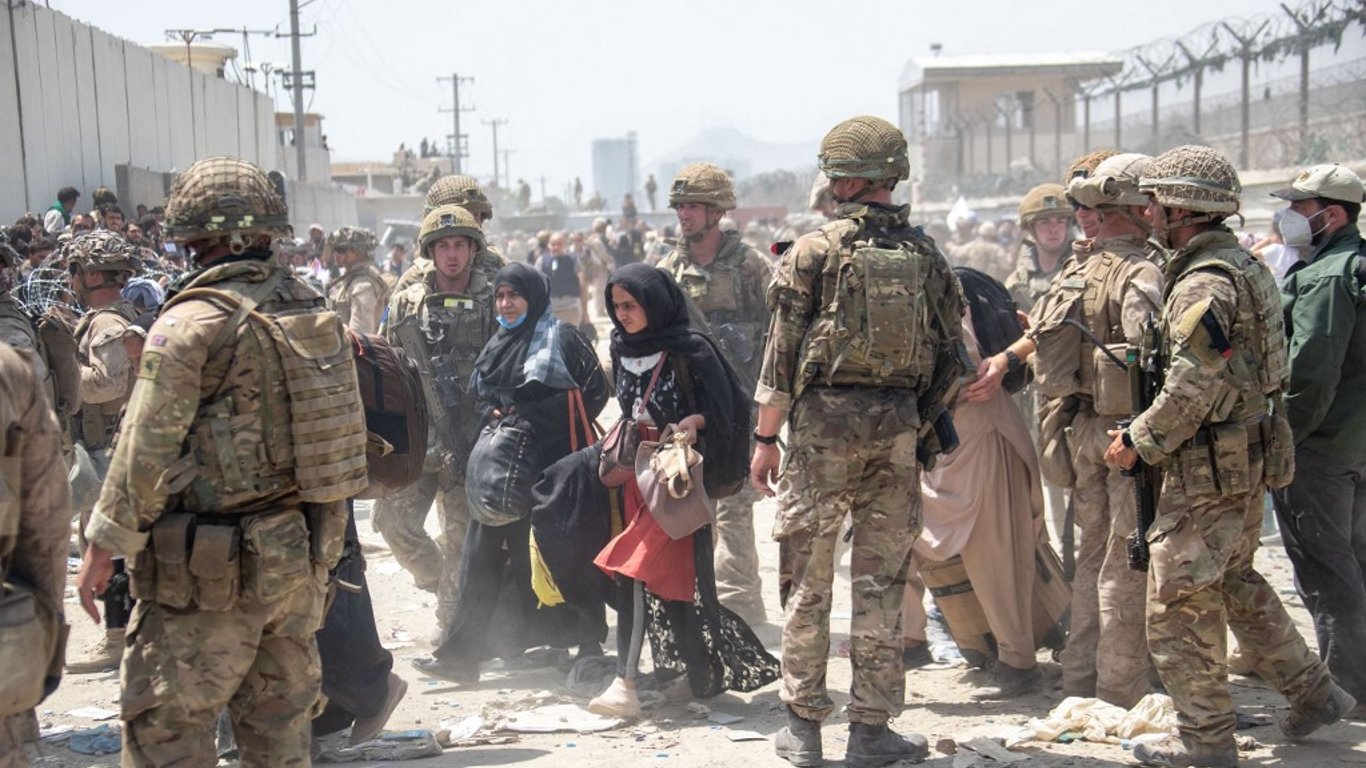 Талібан захопив Афганістан - бойовики заборонять евакуацію людей з аеропорту Кабула