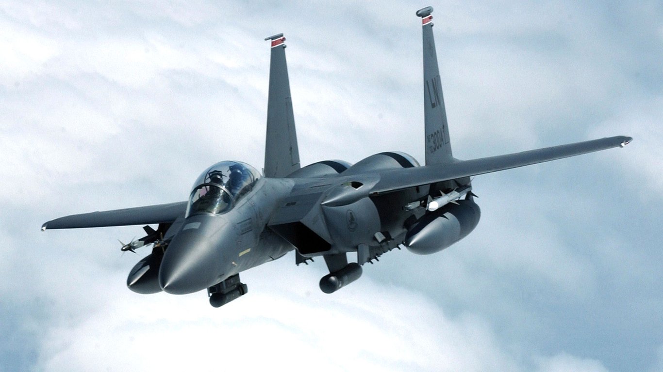 Генерал раскрыл степень вероятности получения ВСУ боевых самолетов от США