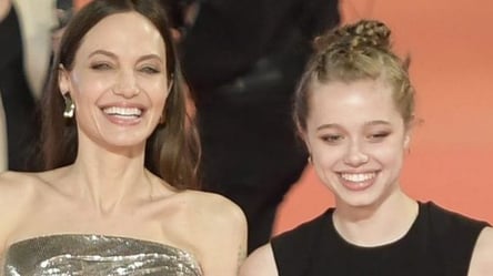 Как сейчас выглядит 15-летняя дочь Джоли, которая хотела сменить пол: девушку засняли в Лос-Анджелесе - 285x160