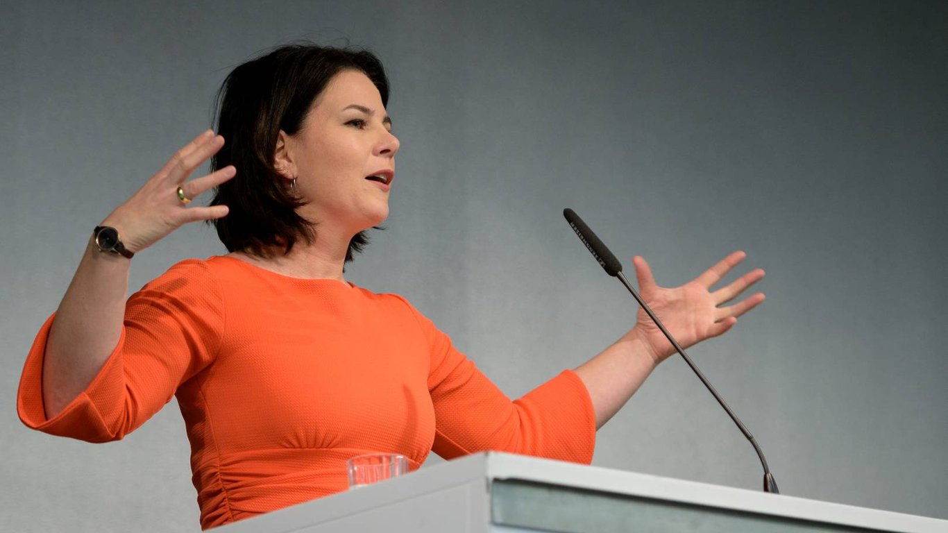 Расистський скандал у Німеччині - кандидатка у канцлери вжила слово "негр"