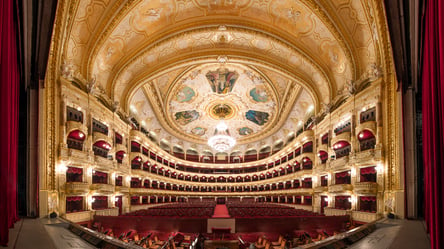 В сети появилось фото Одесского оперного театра 60 летней давности: как он выглядел - 285x160