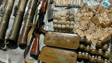 У харків'янина вилучили склад зброї — торгував нею в Інтернеті - 285x160
