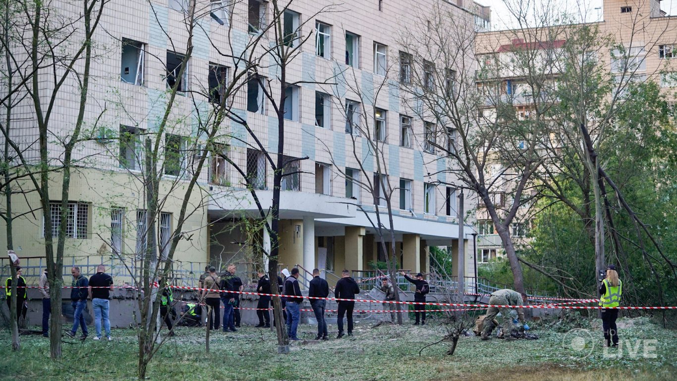 Власти Деснянского района заявили, что укрытие в поликлинике было открыто