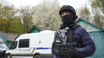 Самоубийство в Тернопольском ТЦК: полиция обнародовала кадры с камер - 290x160