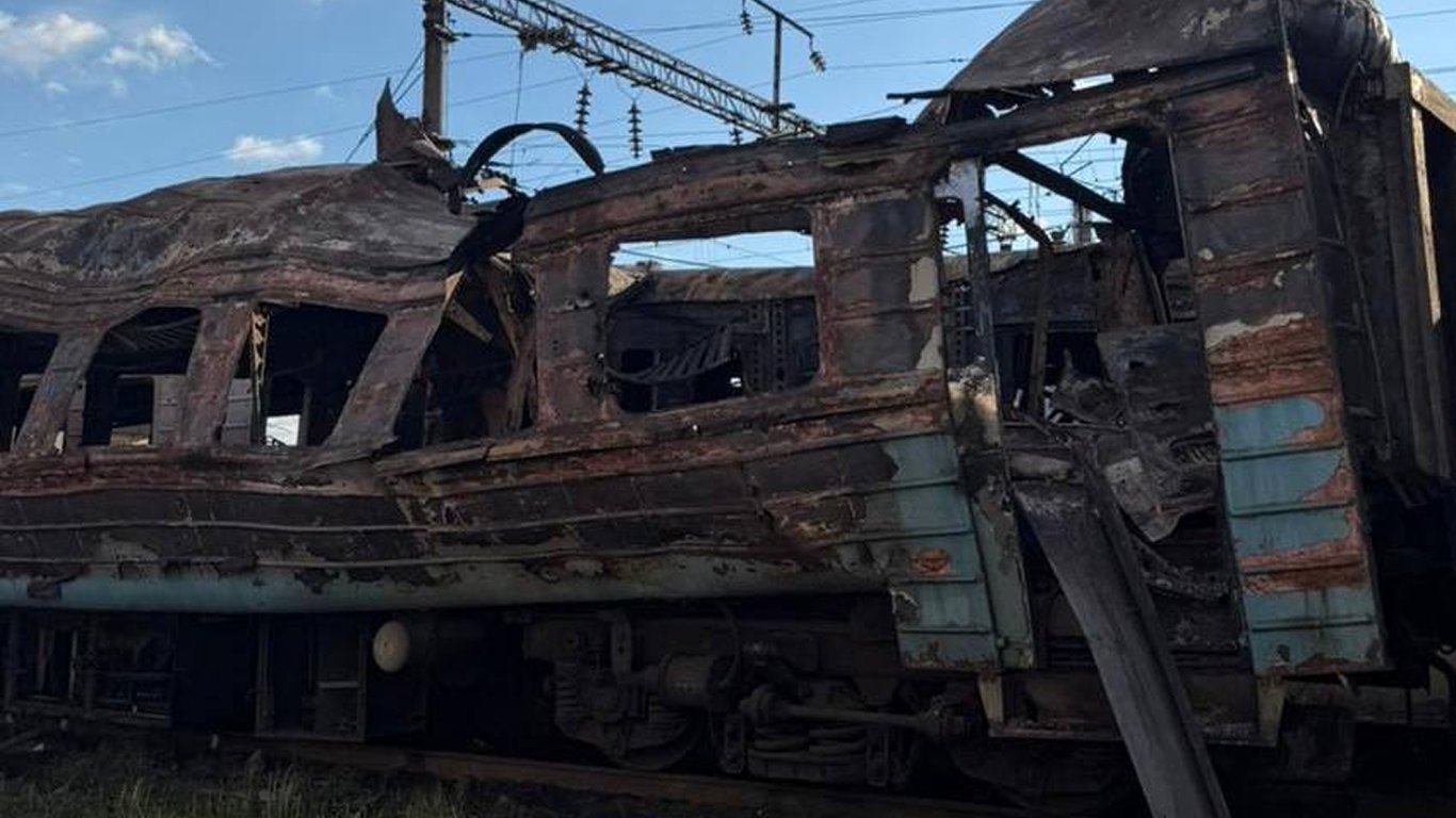 РФ завдала 23 ударів по об’єктах УЗ: загинули двоє залізничників