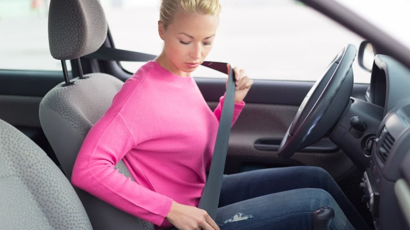 Правильно ли вы пользуетесь ремнем безопасности в авто