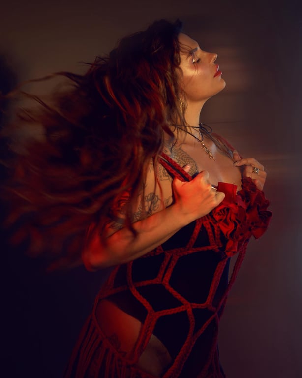 Певица Александра Зарицкая