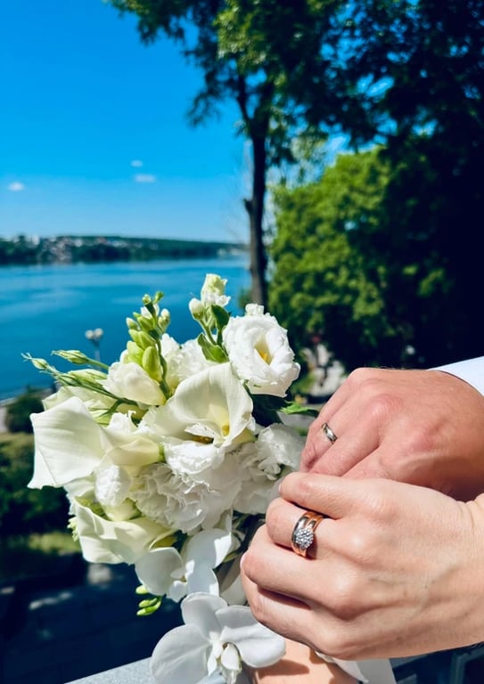  Обручальные кольца Михаила Дианова и его жены Мирославы