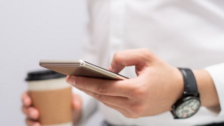 Перебої в роботі застосунку Ощадбанку — три можливі причини - 285x160