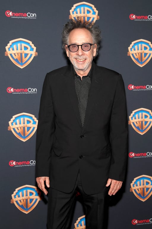 Стильна Моніка Белуччі з зірковим коханим представила нову стрічку - фото 1