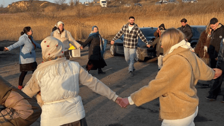 На Куяльнике одесситы сожгли чучело зимы — фоторепортаж - 285x160