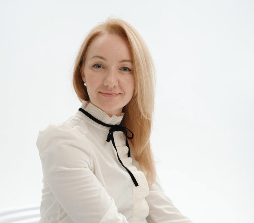 Елена Николаенко