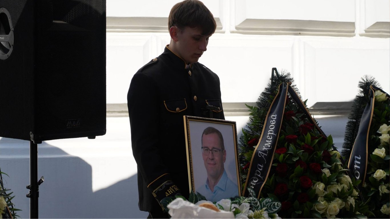 В Одесі попрощалися із депутатом міськради Олександром Іваницьким