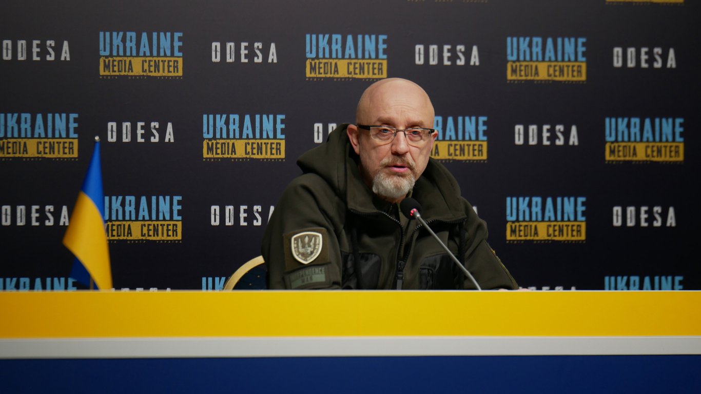 Резников объяснил, почему западные страны боятся давать Украине оружие: при чем здесь Меркель
