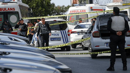 Біля консульства Ізраїлю в Стамбулі сталася стрілянина: є жертви - 304x171