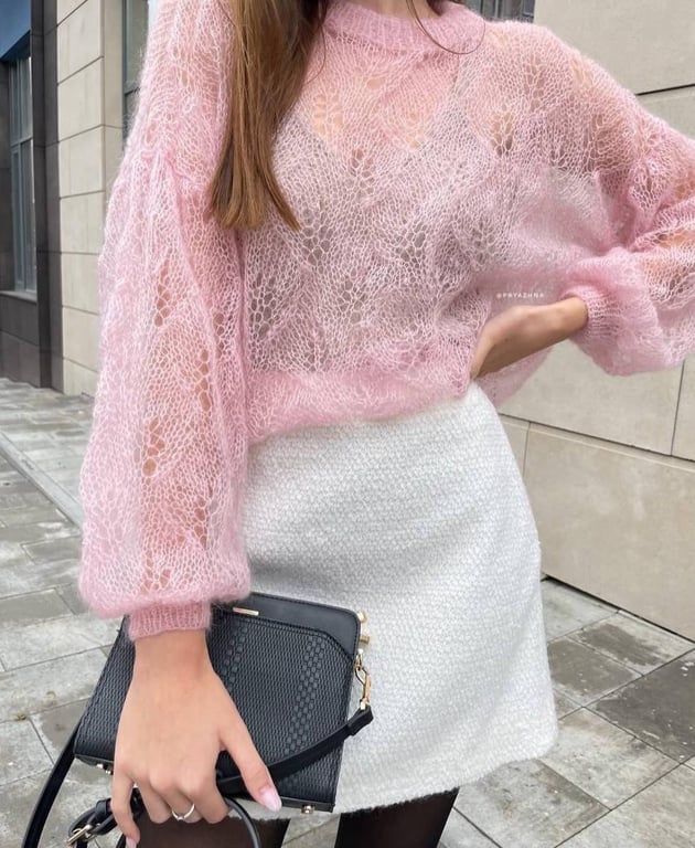 Cветр, який буде мати оригінальний вигляд