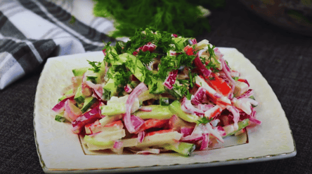 Два рецепта крабовых салатов по-новому — всего по 3 ингредиента - 285x160