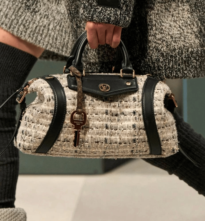 Цей бренд пропонує різні моделі сумок