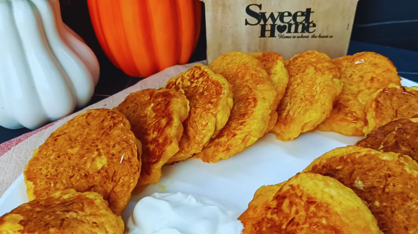 простий рецепт оладок з гарбуза та яблуком