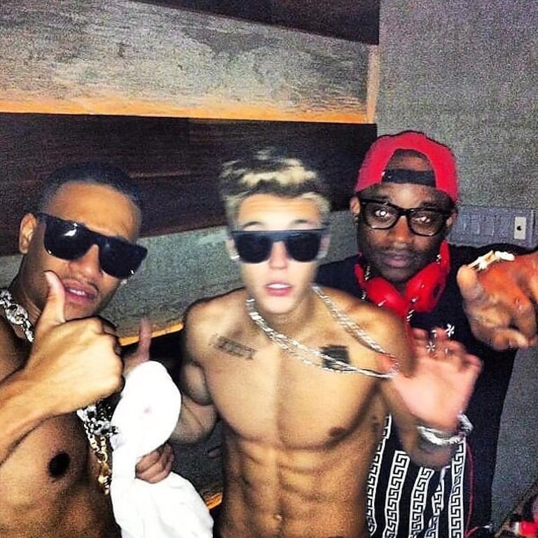 Джастін Бібер на "білих вечірках"