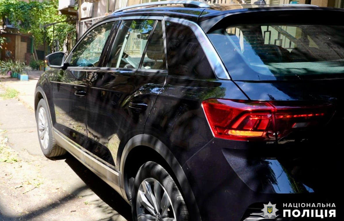 Автівка гуманітарна