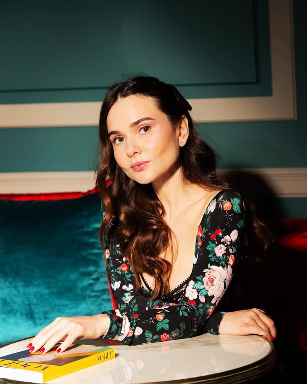 Акторка Олена Лавренюк