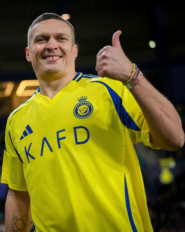 Александр Усик