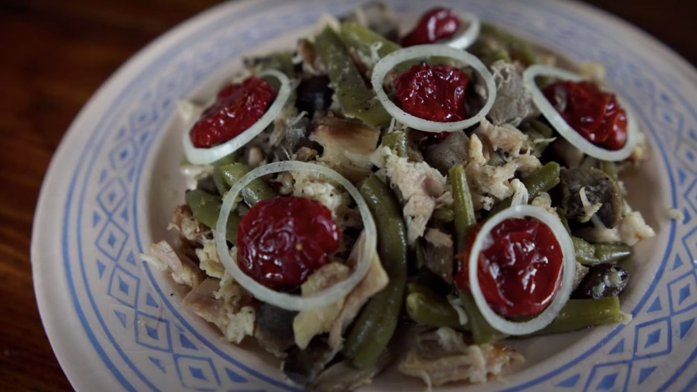 Збережіть цей рецепт салату до свят — відео