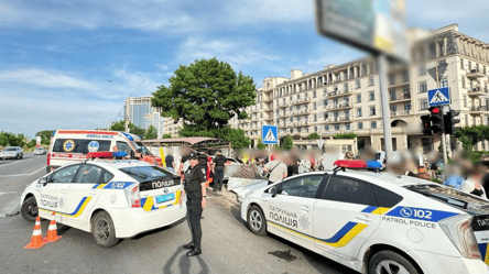 Жуткое ДТП в Одессе — водитель сбил людей на пешеходном переходе - 285x160