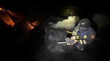 У Голосіївському районі спалахнула новобудова після російської атаки - 290x166