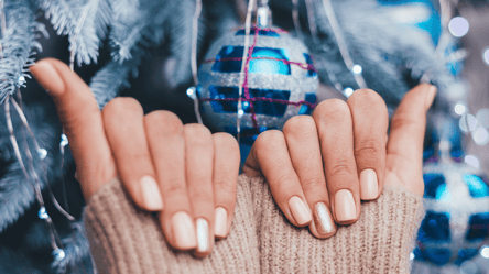 Маникюр на Новый год — пять цветов, которые привлекут удачу - 285x160