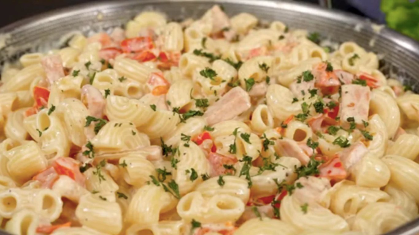 рецепт макаронів в соусі на пательні