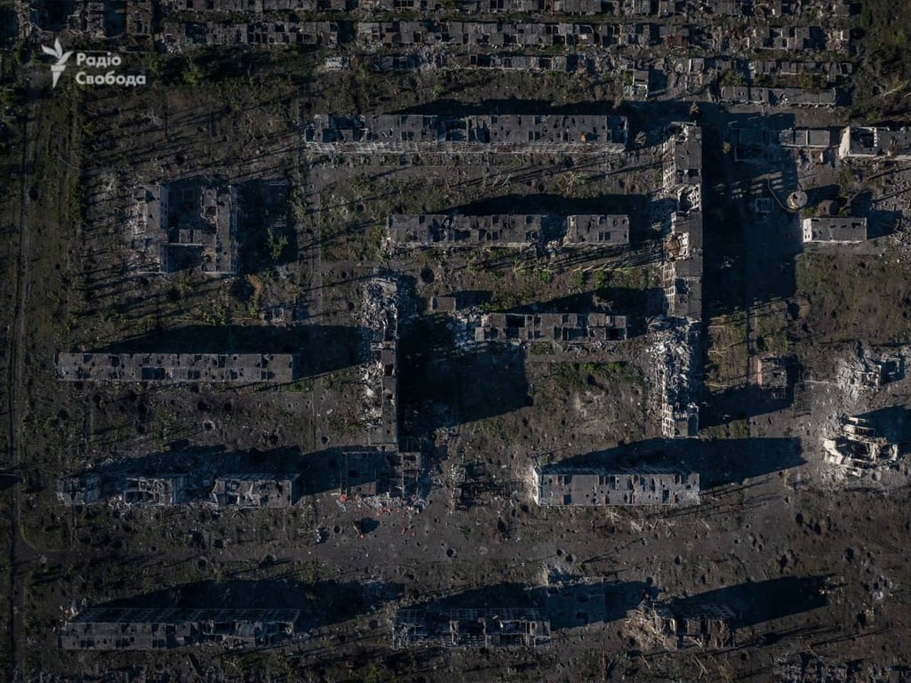 Знищений мікрорайон Канал у Часовому Яру. Фото: Радіо Свобода/Telegram