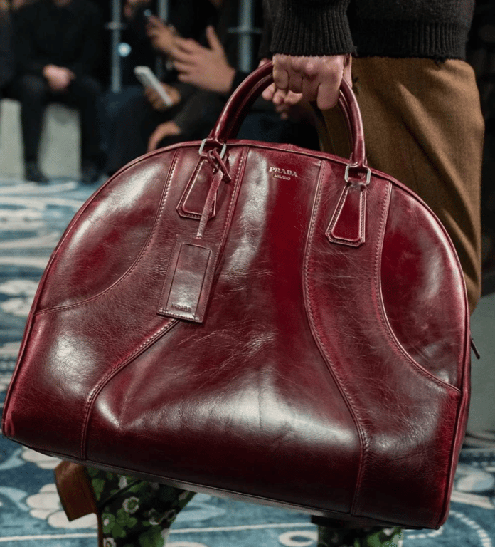 Сумка, що актуальна вже десятки років