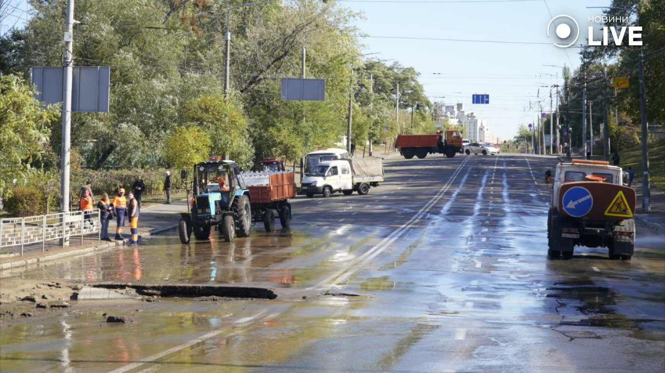 В Киеве прорвало городскую сеть водоснабжения