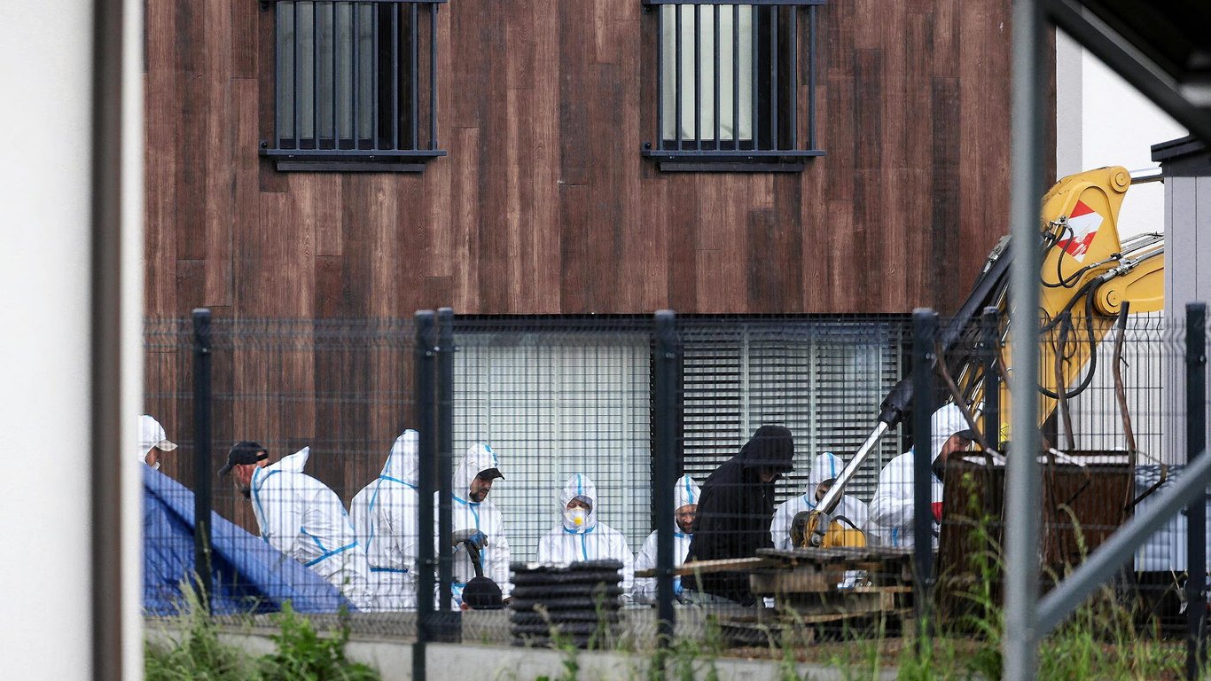 В Польше на участке врача обнаружили останки нерожденных детей