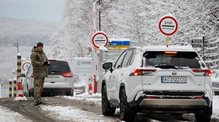 Краще оминати деякі КПП — де є черги на кордоні України - 285x160
