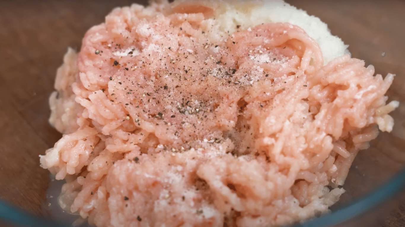 курячий рулет замість котлет, простий рецепт