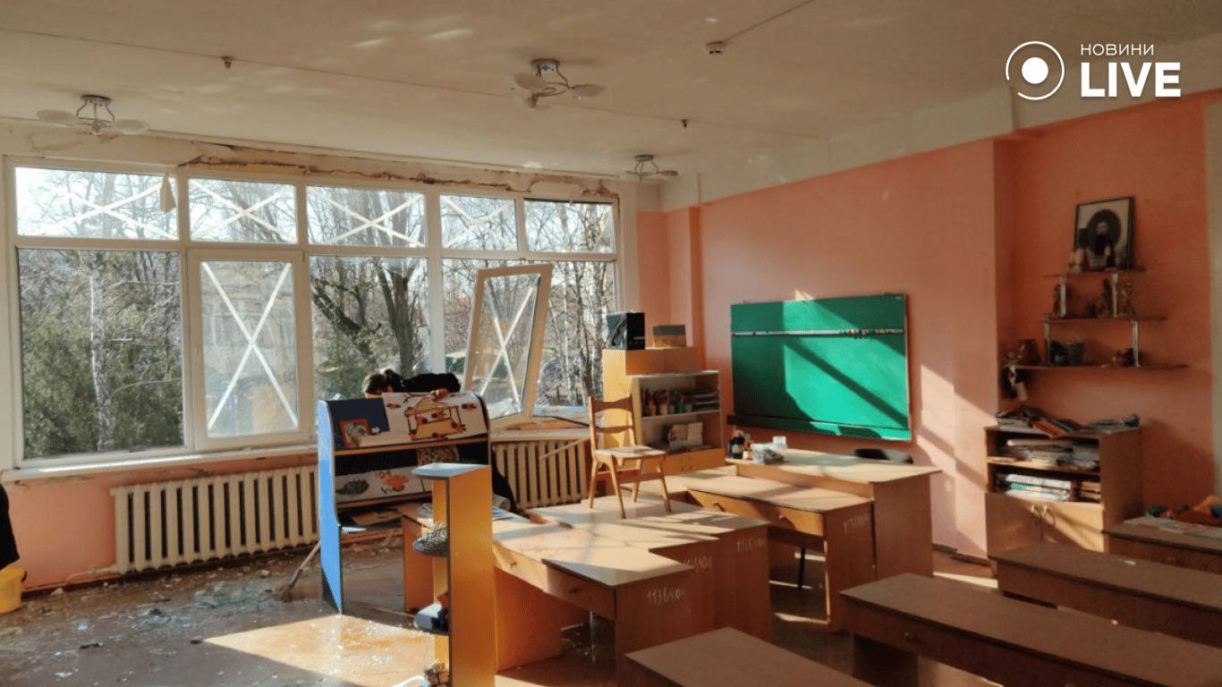 Зруйнований дитячий садок в Одесі