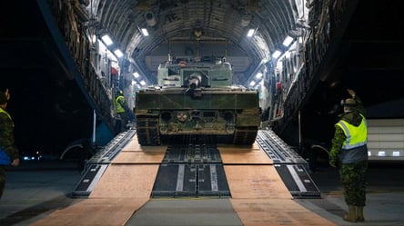 Важка справа: чи встигнуть танки на війну - 285x160