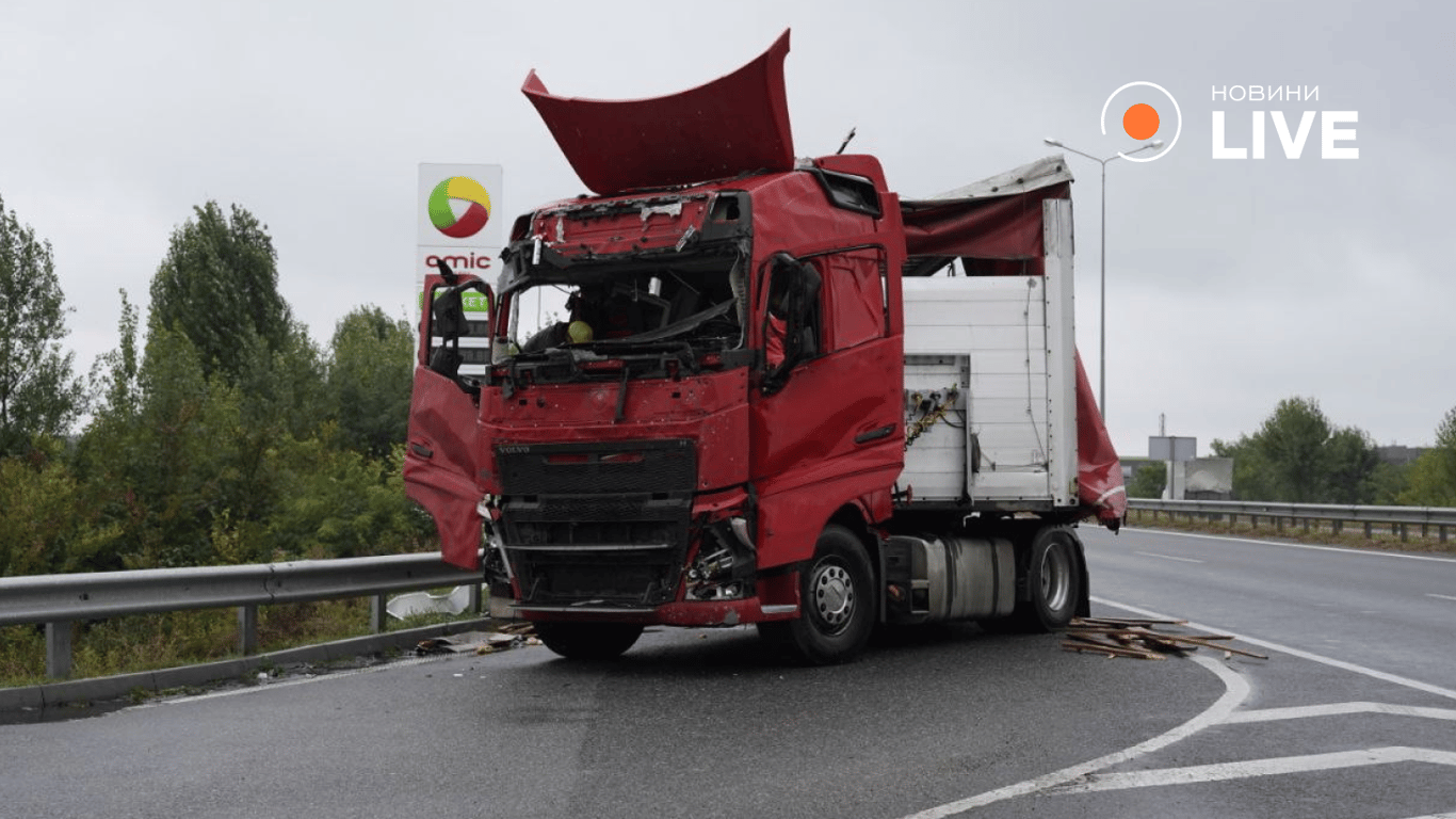 Удар по АЗС на Полтавщині - фото