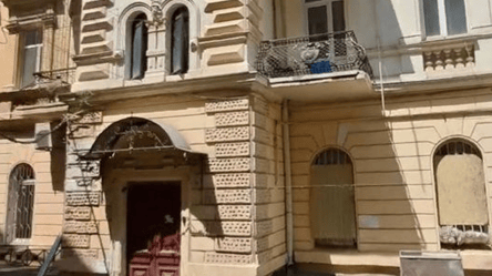 У центрі Одеси продають квартиру з таємною кімнатою та терасою - 290x166