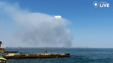 Стовп диму з боку селища Котовського в Одесі — що горить - 285x160