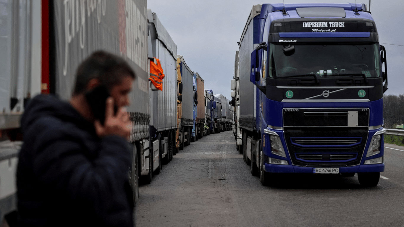 Влада Польщі назвала вимоги до України та ЄС через блокування кордону