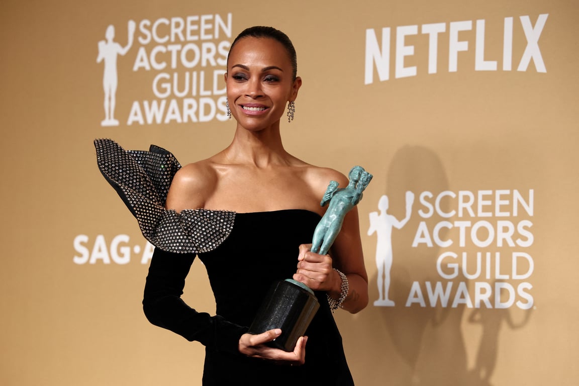 Зої Салдана на SAG Awards 2025 - фото