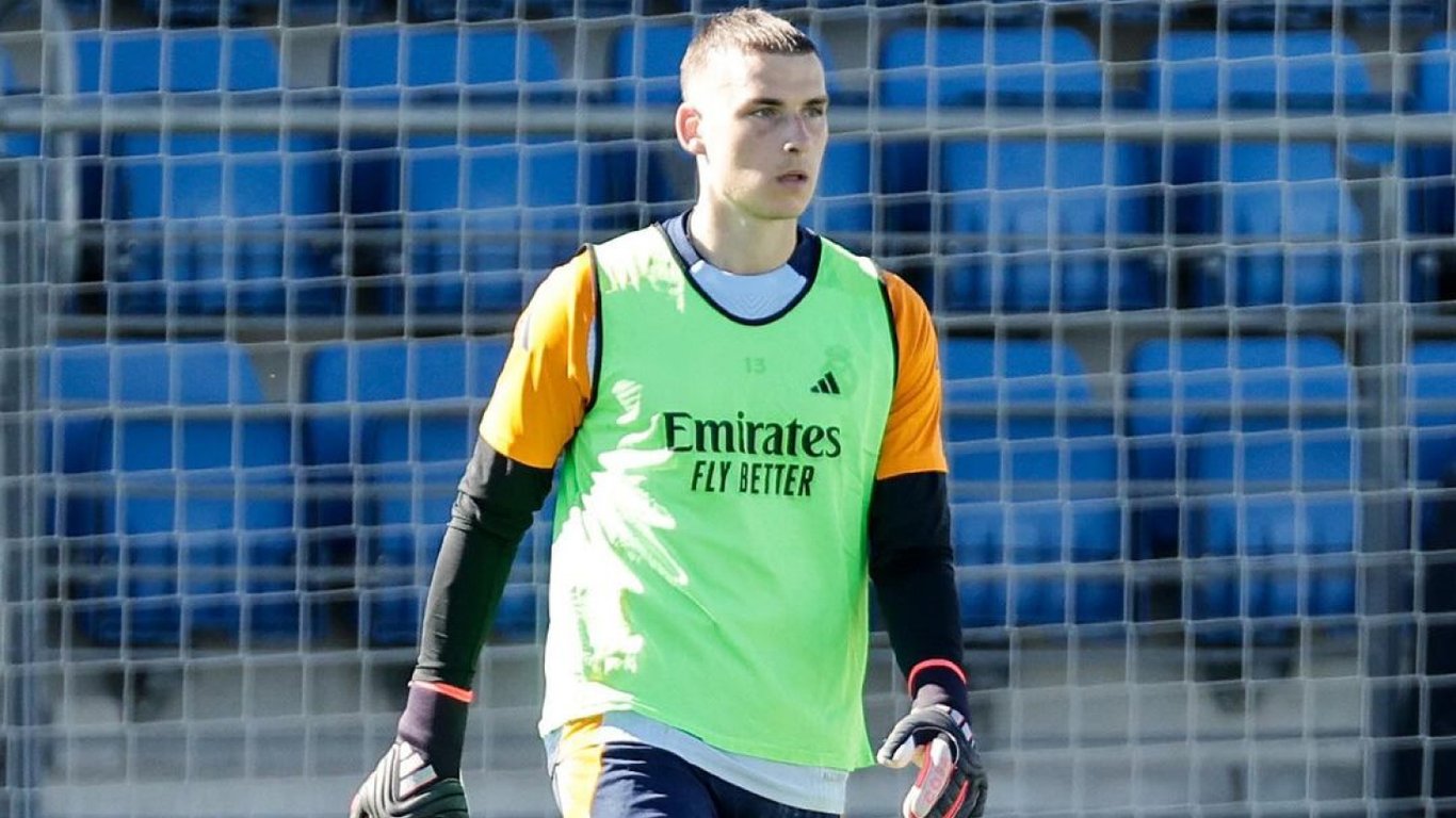 Андрей Лунин