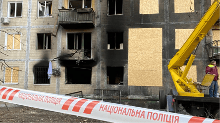 Днепровский район Киева оправляется от атаки РФ — фоторепортаж - 290x160