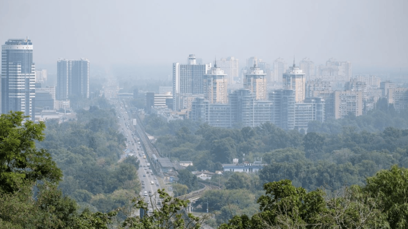 Забруднення повітря у Києві — в Укргідрометцентрі попередили про небезпеку