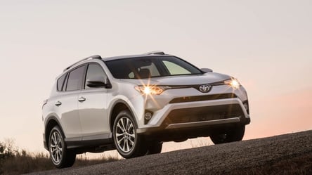 Стоит ли купить подержанный Toyota RAV4 IV - 285x160