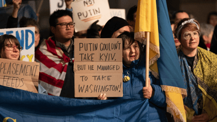 Philadelphia hosts rally in support of Ukraine — Photo report - 285x160